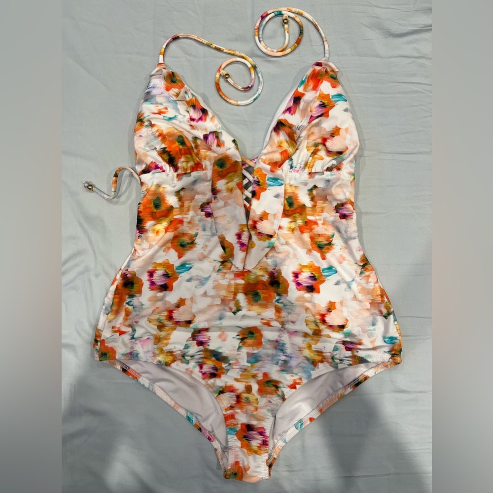 Shoshanna Swim, one piece, floral with ruffles, neck tie-NEW NEVER Worn
